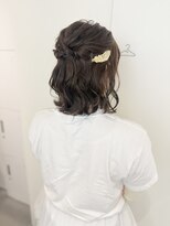 コトナ(kotona)&nbsp;【シンプルお呼ばれヘアハーフアップ】シニヨンカチモリ早朝渋谷