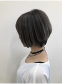 これからの季節に☆前下がりショートボブ☆