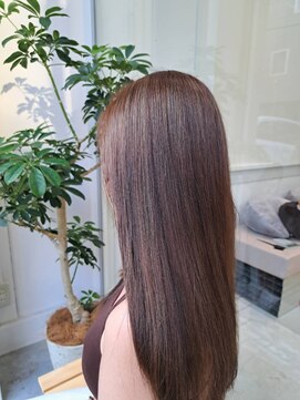 ラフランクリー(la frankly) 20代30代/大人かわいい/透明感ショート/サラツヤロング