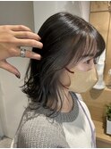 シルバーインナー×切りっぱなしボブ