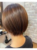 大人かわいい前下がりショート【髪質改善、ストレート、花園】