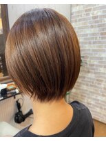 ライムヘアービューティフィー(Lime hair beautify)&nbsp;大人かわいい前下がりショート【髪質改善、ストレート、花園】