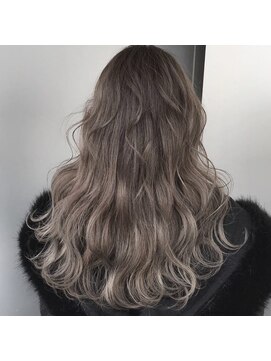 ノミネーション(Nomination) グラデーション×シルバーアッシュ