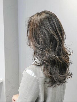 クラン 岡本(Chlan) 透明感抜群☆グレージュカラー