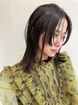 イル(ill)&nbsp;オシャレ　姫カット　ナチュラル外ハネ　大須
