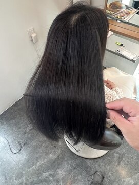 ア ドリームアップスタジオ レストアール(A DREAM UP STUDIO restR) 艶ヘアー