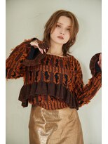 リトバイプティパ(Lit by petit-pas) レイヤーカット ウルフレイヤー ミディアムレイヤー