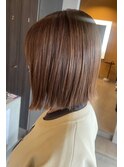 ぱつっと大人ボブ