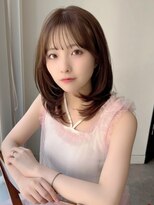 ネオリーブ クーロ(Neolive curro) 韓国前髪顔周り×ハッシュレイヤー 暗めカラー/酸性ストレート