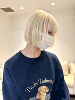 ベレーザ 渋谷(BELEZA)&nbsp;16730抜きっぱなしブロンドホワイトブロンド韓国ミニマルボブ