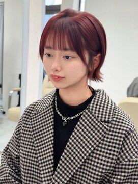 ノエラ(NOELA) 透け感チェリーレッド×コンパクトショート