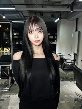 ザシェノンウメダ(THA CHAINON UMEDA) イメチェン/ピンクベージュ/アンブレラカラー/前髪/心斎橋