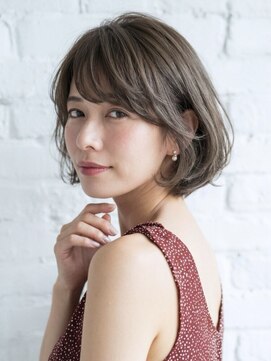 ルージュシー ショートボブ(RU10C) 40代/レイヤーボブ/白髪ぼかしハイライト/白髪染め