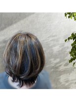 ヒサ(HISA)&nbsp;地毛ハイライトでの白髪ぼかし