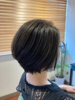 リリ(Re:Re:) 立体前下がりボブ