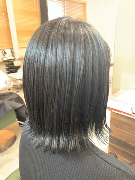 ベンチ 新宿店(bench) 透明感外ハネボブ