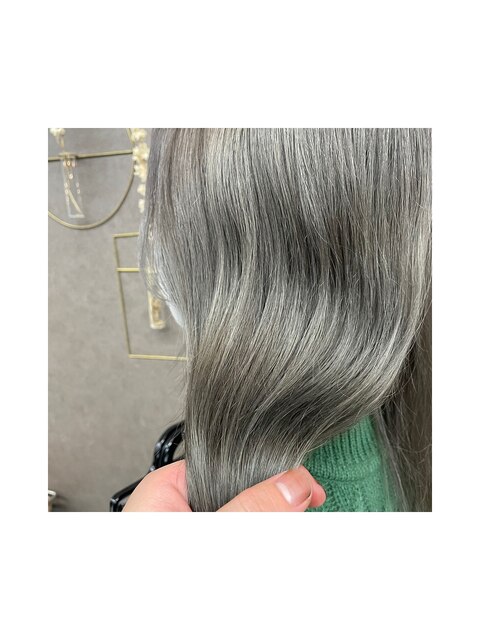 silver color