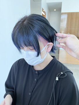 カッツ 駅家店(CUT S) ブルー×ピンク