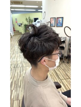 リッシュ 東松戸店(RISHE) ツーブロ＋パーマ