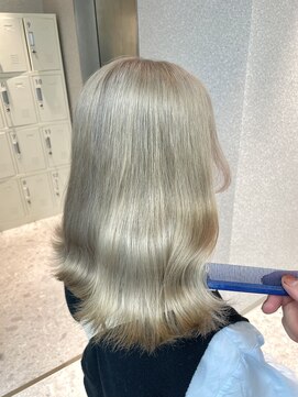 天神美容室 天神美容室×ブリーチ×ブロンド