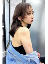ランズ(LANDS)&nbsp;ワンホンへア 顔まわりレイヤーカット 【韓国ヘア 大阪 梅田】
