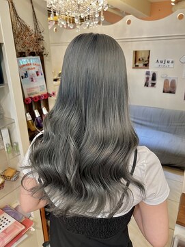 フレイストート(Frais Tout) ブリーチオンカラー　グレー