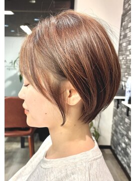 シフトヘア 丸みショート