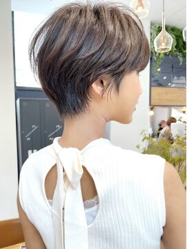 ビュートヨナカ(VIEW TOYONAKA) 【３０代４０代５０代】大人気コンパクトショート/くびれ