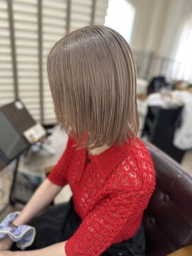 ラウラアンドロー(LAURA&RO) ミルクティーベージュダブルカラーインナーカラーケアブリーチ