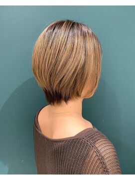 ラピスタ 池袋(Lapista) 韓国ヘアハッシュカットダブルハイライトカラー【Lapista池袋】