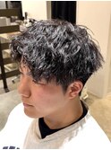 刈り上げセンターパート/波巻きツイストスパイラル/西長堀