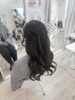 ホワイト(White)&nbsp;ねじりハーフツイン