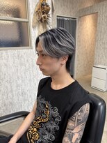 ジーク(SIEG) バレイヤージュ、センターパートウルフ