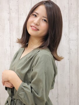 トレ(TRE) +animo南流山+ 透明感ある、ツヤカラーストレートｂ