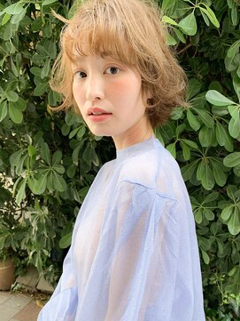 アンヘアー(UNHAIR by shiomiH) アンニュイな雰囲気の春パーマ×金髪ボブ/くるくるヘア