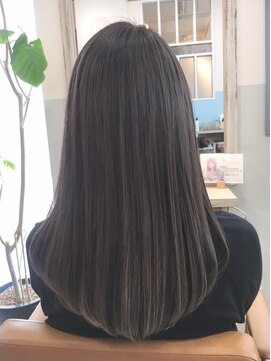 ジーナ 福岡天神(Zina) ブルーグレージュ♪