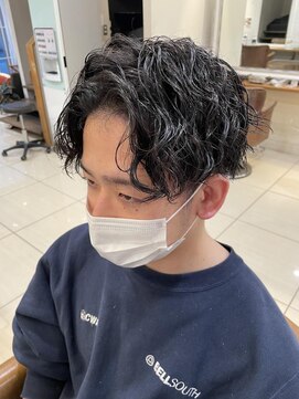 ネオリーブアイム 横浜西口店(Neolive aim) 横浜★センターパートのツイスパ