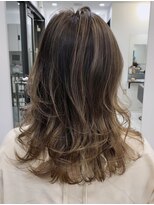 ステアケース 武蔵小杉店(stair:case)&nbsp;【助川】バレイヤージュ/脱白髪染め/20代30代40代ヘアスタイル