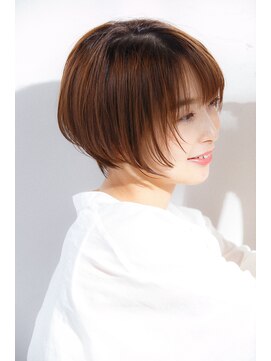 リュンヌ 門前仲町(lune) 20代 30代 40代 包み込む顔まわり くびれショート【LINONA】