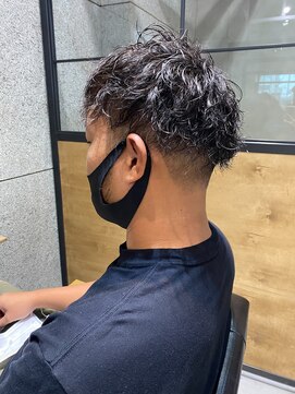 リンダテーラ(Linda tela) 【札幌　メンズカット/メンズパーマ/ツイストスパイラルパーマ】