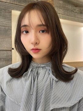 アイヴィ 表参道(IVY) フェイスレイヤーウルフくびれスタイル【肥田亜沙美】