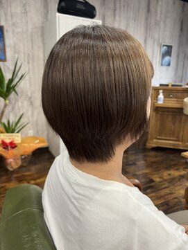 アイリーファンビリ(irie fambilly) 髪質改善メテオカラー×ショートボブ