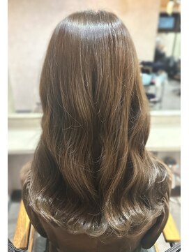 シアン(CYAN) #オリーブブラウン#オリーブベージュ#ダブルカラー#髪質改善