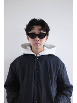 ランズサンズ 表参道(runsuns) センターパートパーマ