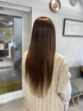 フツーロ 栄(FUTURO) プルエクステ