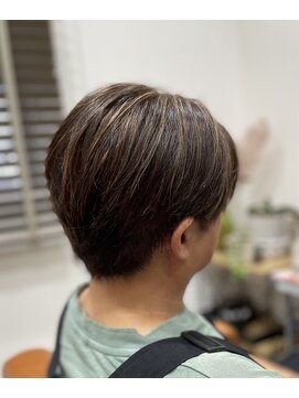 ネコノヒゲ(Neko No Hige) ショートハイライト