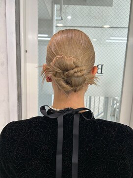 バンクスヘアー(BANK'S HAIR) タイト質感カチモリヘアアレンジ