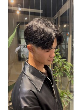 ドミ(DOMI) 短めセンターパート