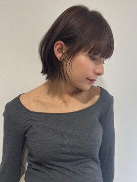 クラン 岡本(Chlan) 耳掛けくびれショート ナチュラルアッシュブラウン