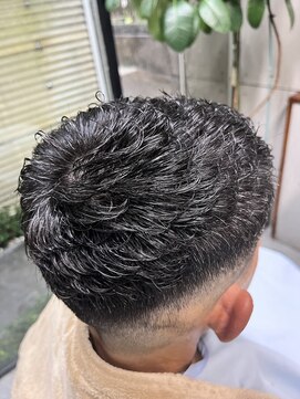 シーエムケー(C.M.K) クロップパーマ